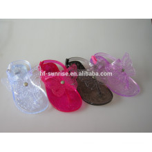 Nouveau design enfants pvc sandales filles plates sandales design sandales en plastique de plage